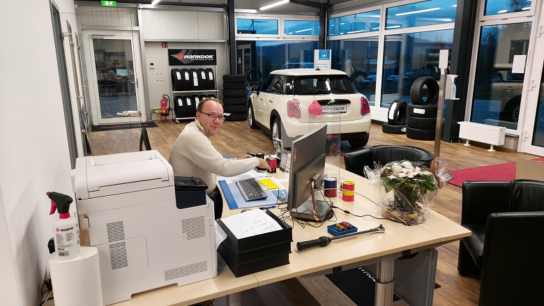 Service und Teile