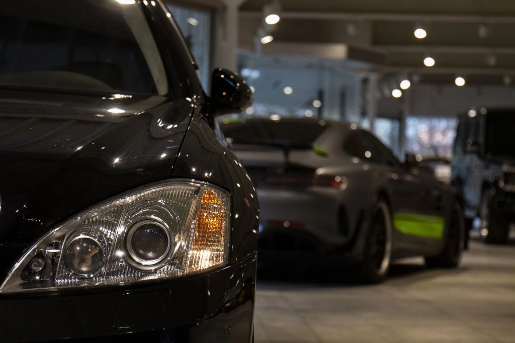 AUTOBAR GmbH | Exklusive Fahrzeuge kaufen Krefeld Düsseldorf