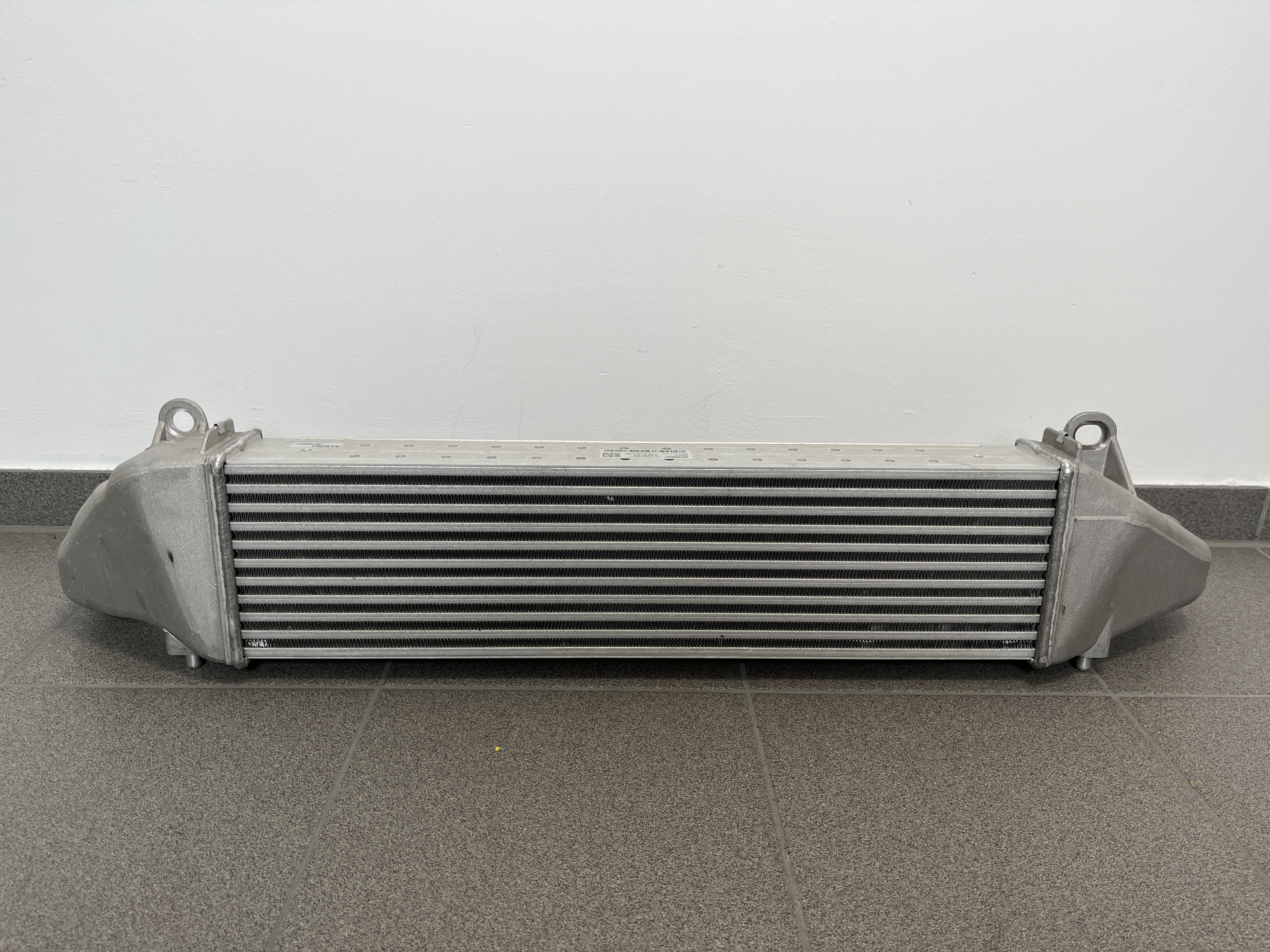Audi RS3 8YA original Ladeluftkühler 8V0 145 803 B / 8V0 145 804 B / 8V0 145 A01